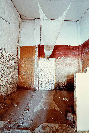 Trudi Dicks - Gutenberg platz installation (2003)