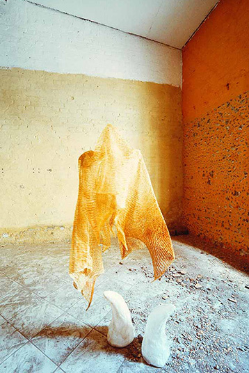 Trudi Dicks - Gutenberg platz installation (2003)